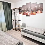 Monteurwohnung Wifi, Kueche, Einzelbetten 아파트 *