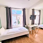 Monteurwohnung Wifi, Kueche, Einzelbetten * Bremen