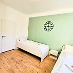 Monteurwohnung Wifi, Kueche, Einzelbetten