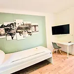 Monteurwohnung Wifi, Kueche, Einzelbetten Bremen