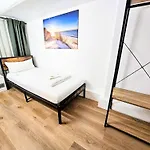 Lejlighed Monteurwohnung Wifi, Kueche, Einzelbetten *