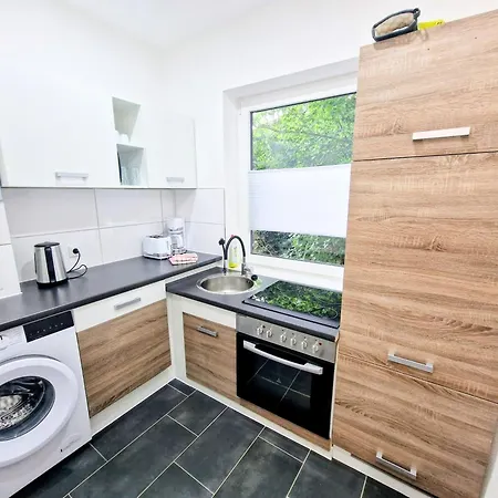Monteurwohnung Wifi, Kueche, Einzelbetten Apartment *