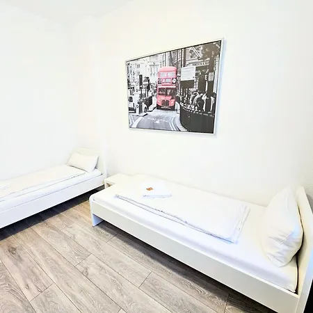 Monteurwohnung Wifi, Kueche, Einzelbetten Appartamento