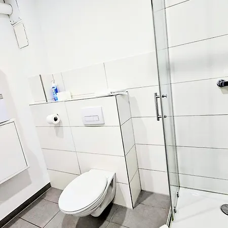 Monteurwohnung Wifi, Kueche, Einzelbetten Apartment